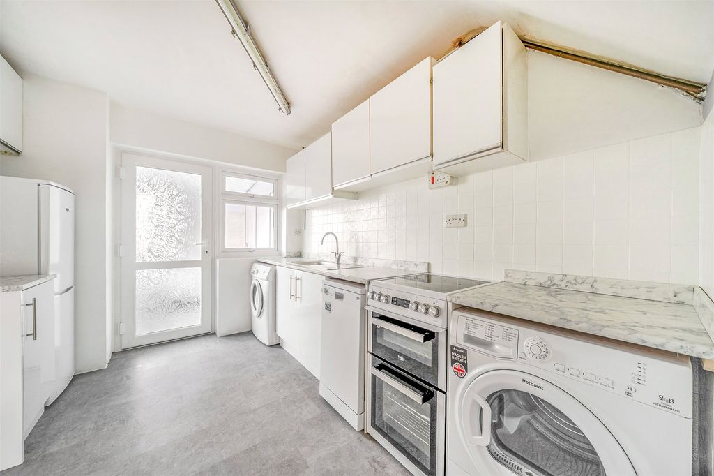 Property photo 2 of 21 Picture No. 03