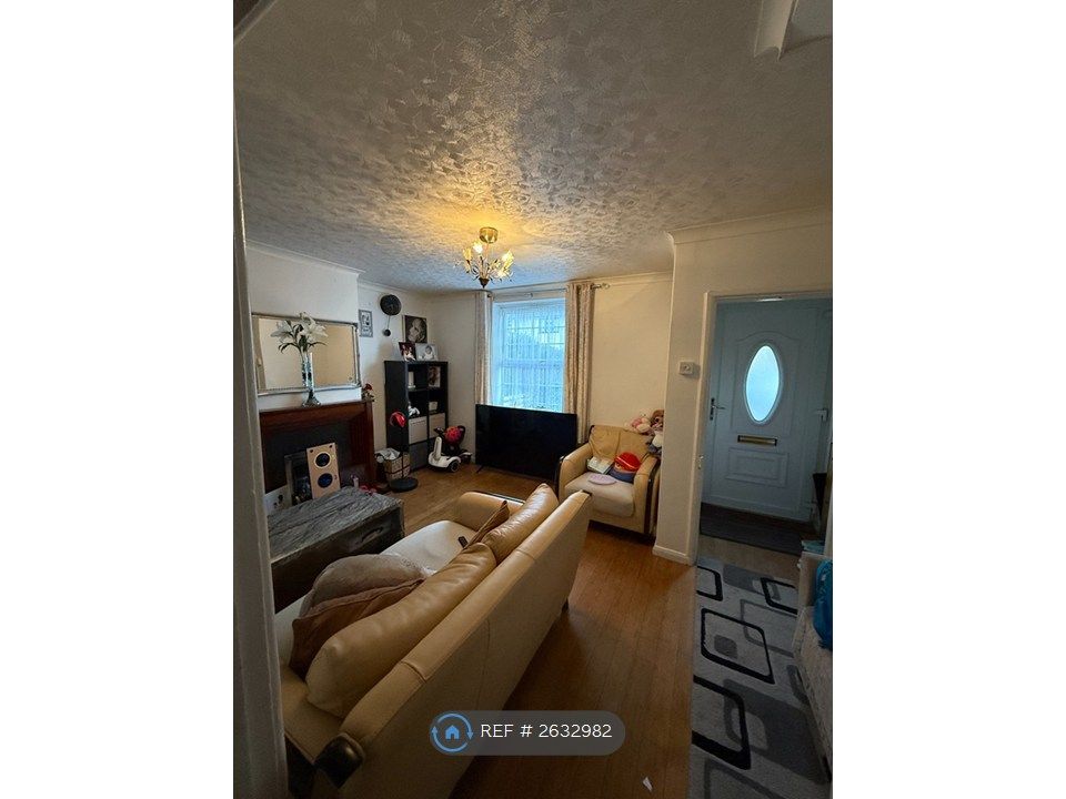 Property photo 1 of 25