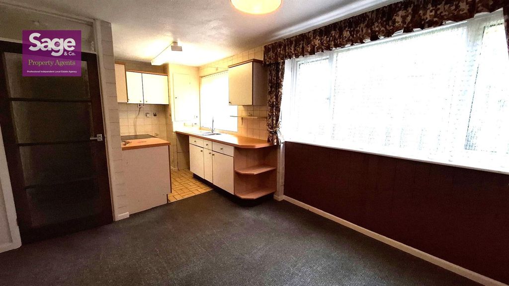 Property photo 3 of 30