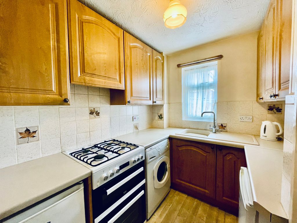 Property photo 3 of 12 Img_8185