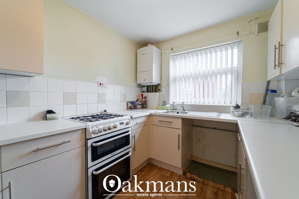 Property photo 2 of 11 Kitchen