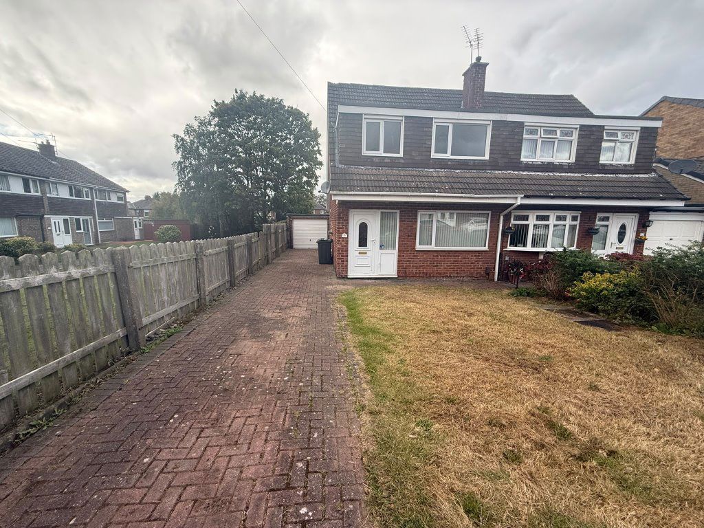 Property photo 1 of 8