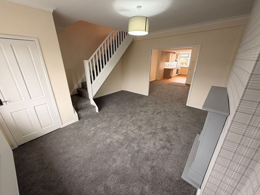 Property photo 3 of 12 Photograph