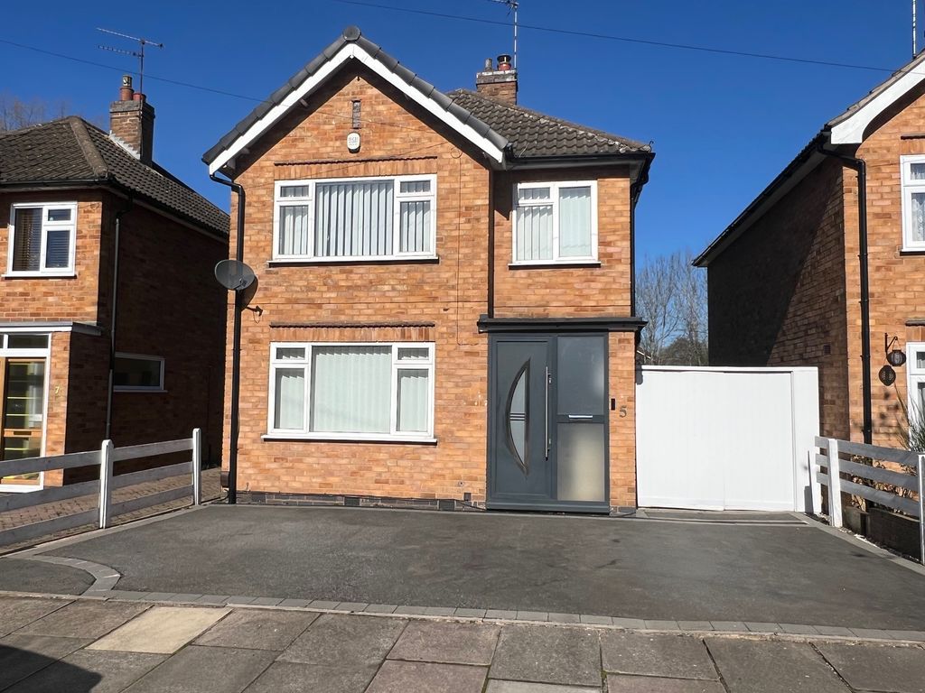 Property photo 2 of 15