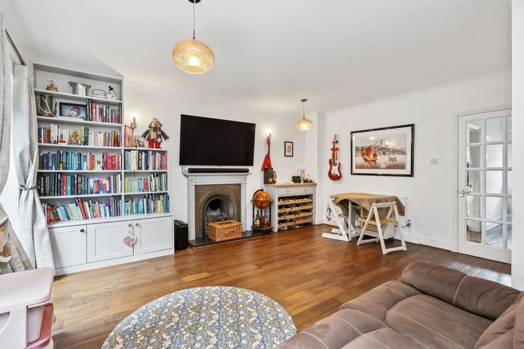 Property photo 3 of 12 Picture No. 09