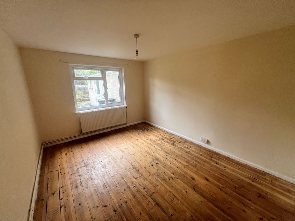 Property photo 3 of 6 Image 3
