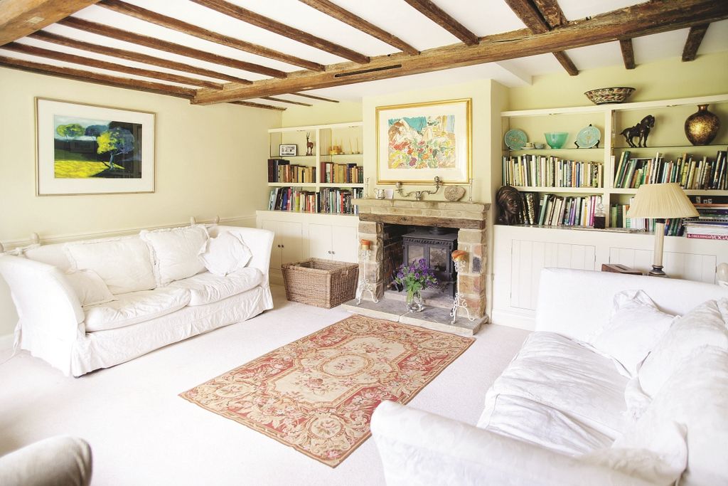 Property photo 2 of 9