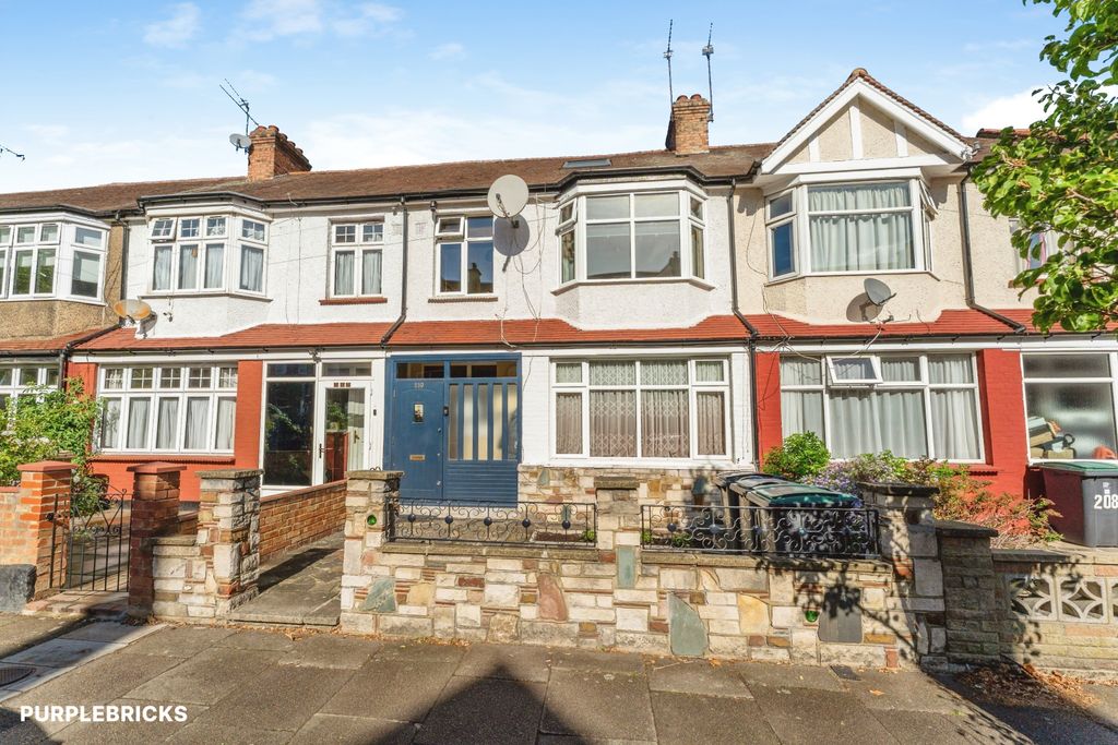 Property photo 1 of 22