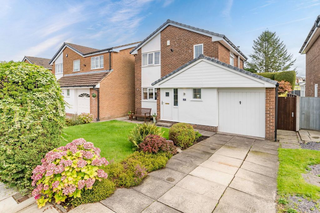 Property photo 1 of 27