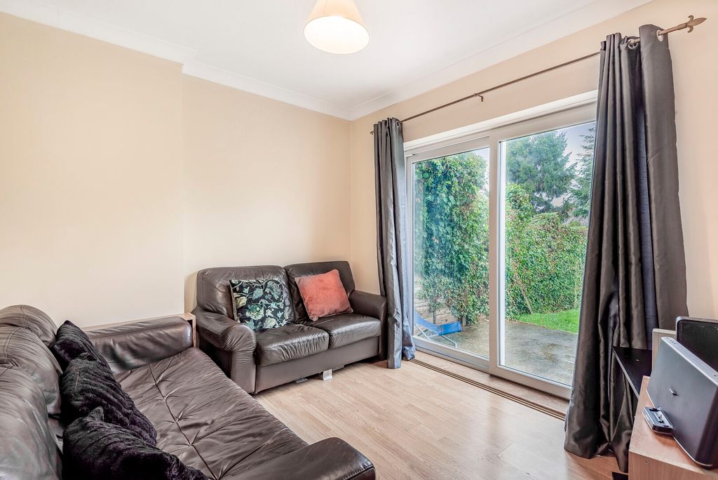 Property photo 3 of 13 Img_87_2_Original.Jpg