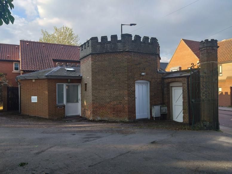 Property photo 2 of 3
