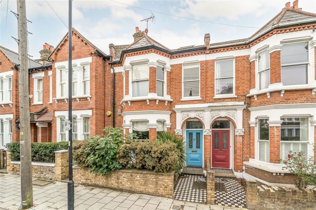 Property photo 1 of 11