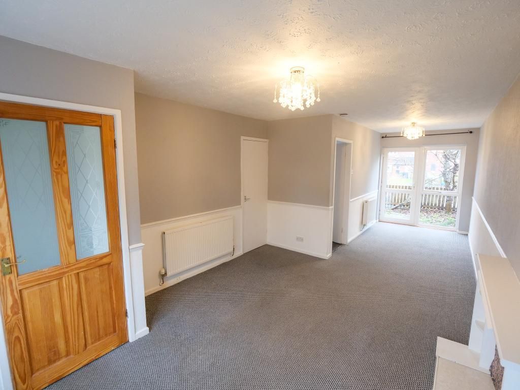 Property photo 3 of 10 Lounge Dual Aspect