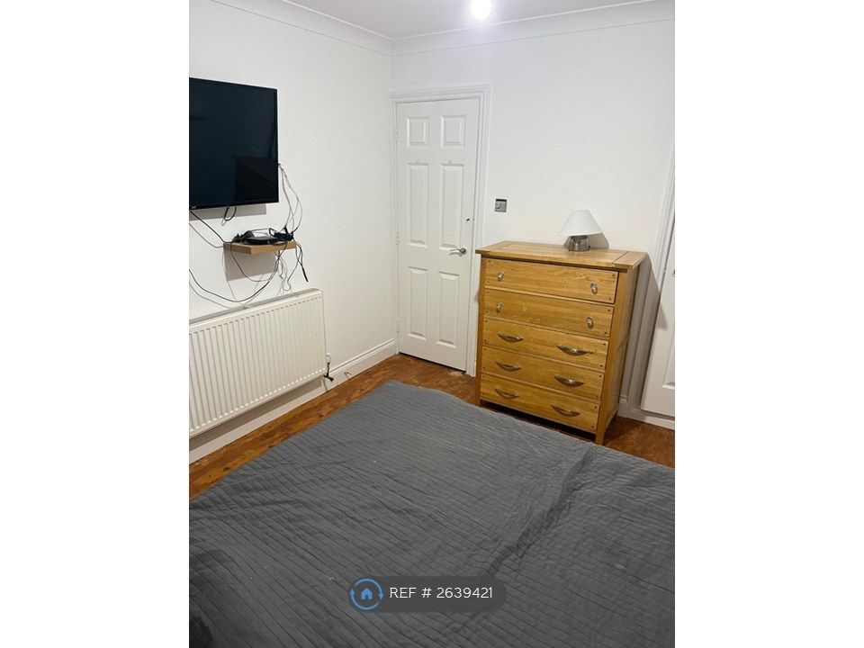 Property photo 2 of 3