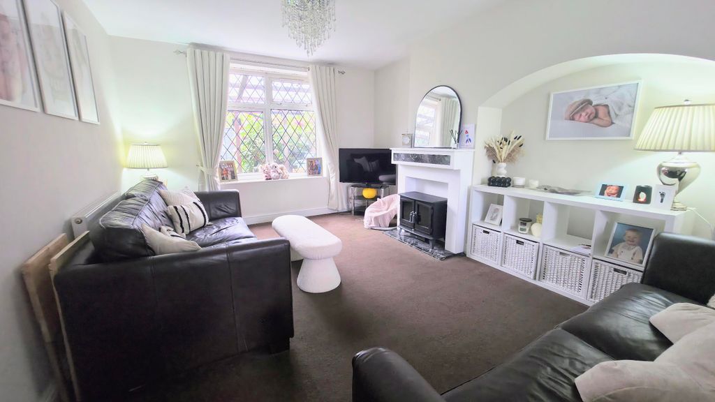 Property photo 1 of 17 Lounge Diner