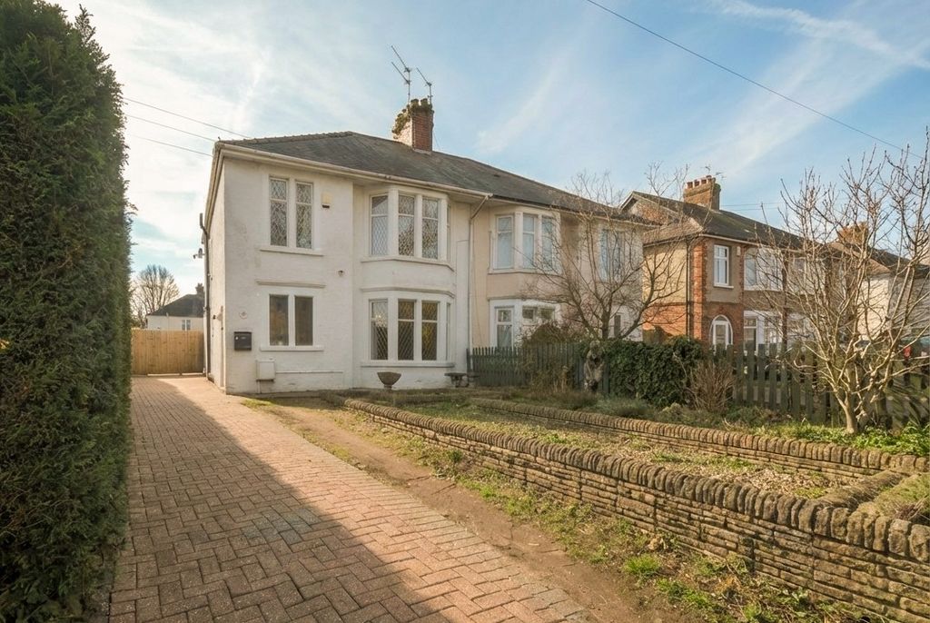 Property photo 1 of 32