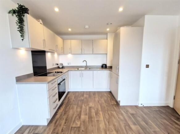 Property photo 2 of 7 Image