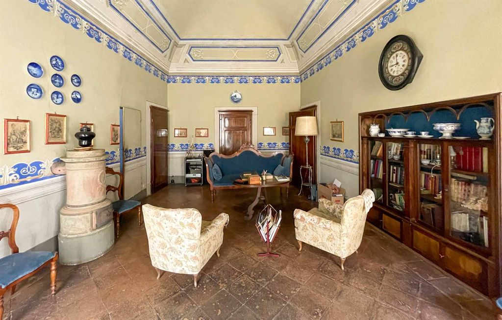 Property photo 3 of 21