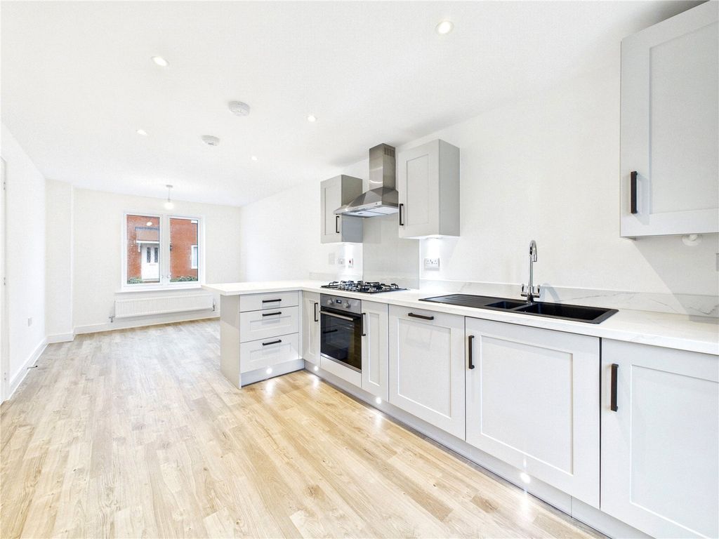 Property photo 3 of 19 Picture No. 56