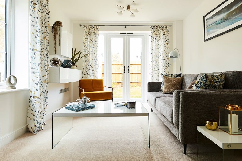 Property photo 2 of 13 Light And Airy Living Space