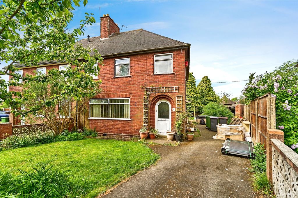 Property photo 1 of 11 Front External