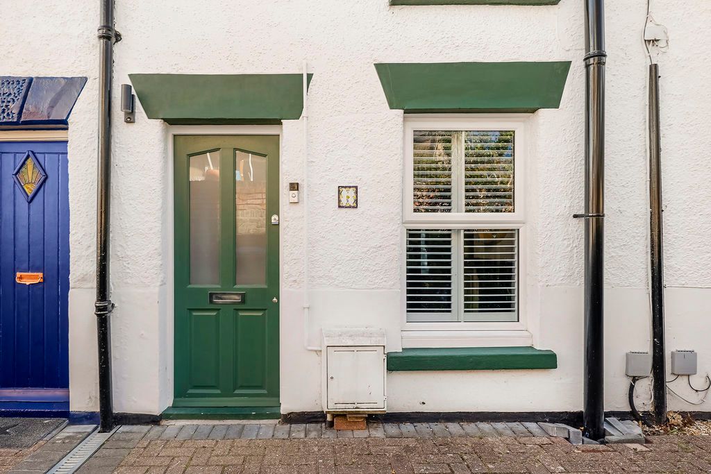 Property photo 3 of 14 Photo 2