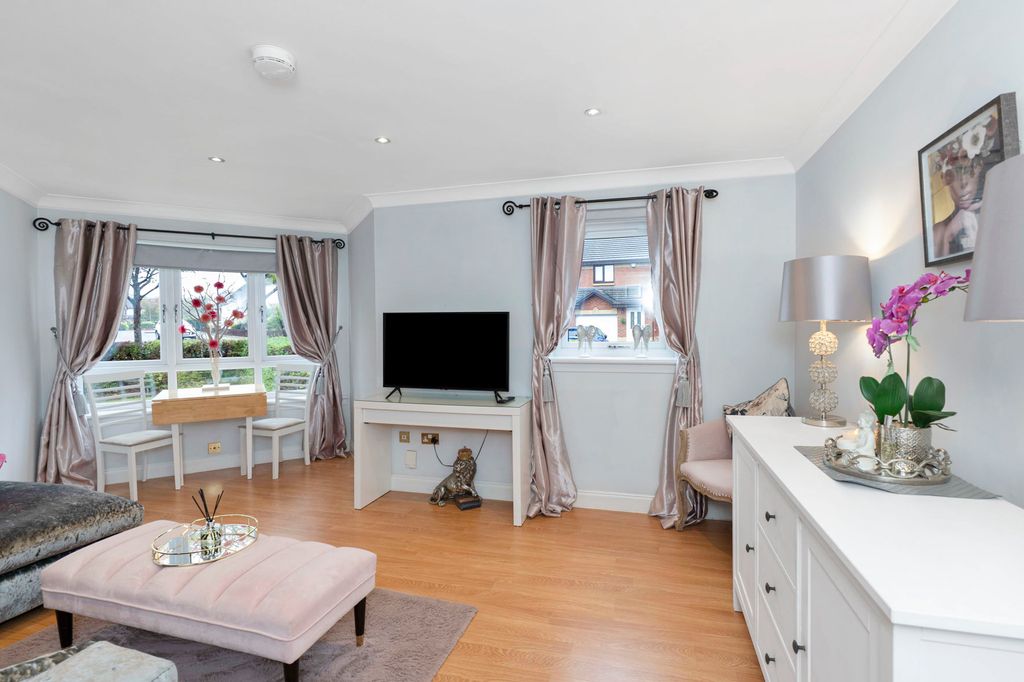 Property photo 2 of 8 Property Image 2