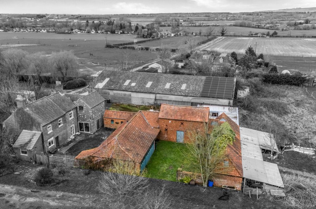 Property photo 2 of 15 1431369-22-69B4387A6910B