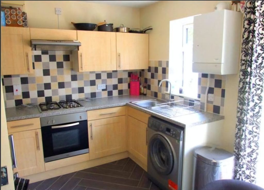 Property photo 3 of 8