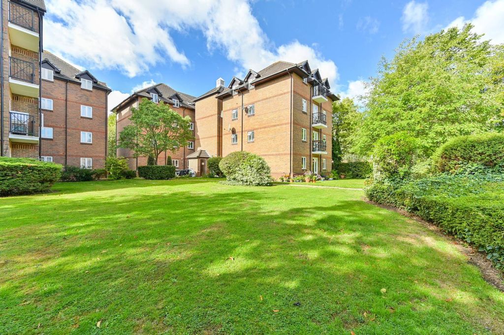 Property photo 3 of 14