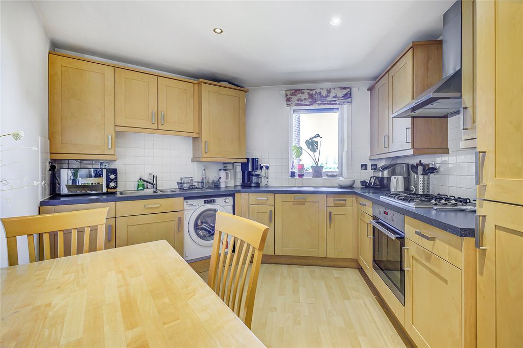 Property photo 2 of 11 Picture No. 03