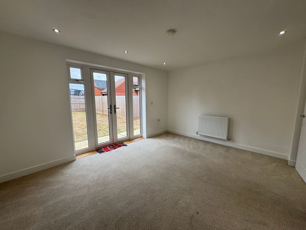 Property photo 2 of 16 Living Room