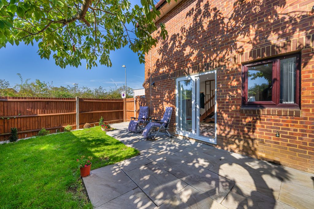 Property photo 3 of 18