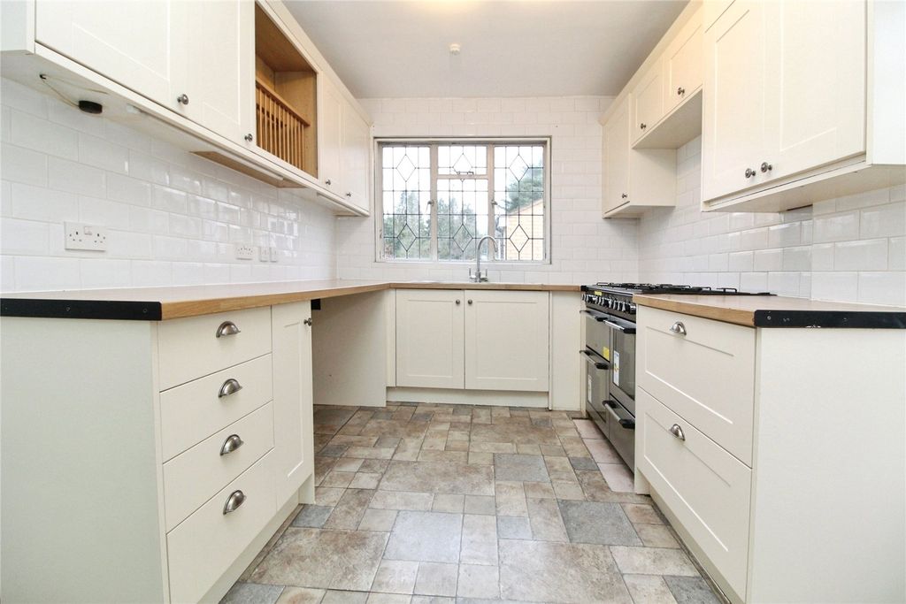 Property photo 3 of 18 Picture No. 29