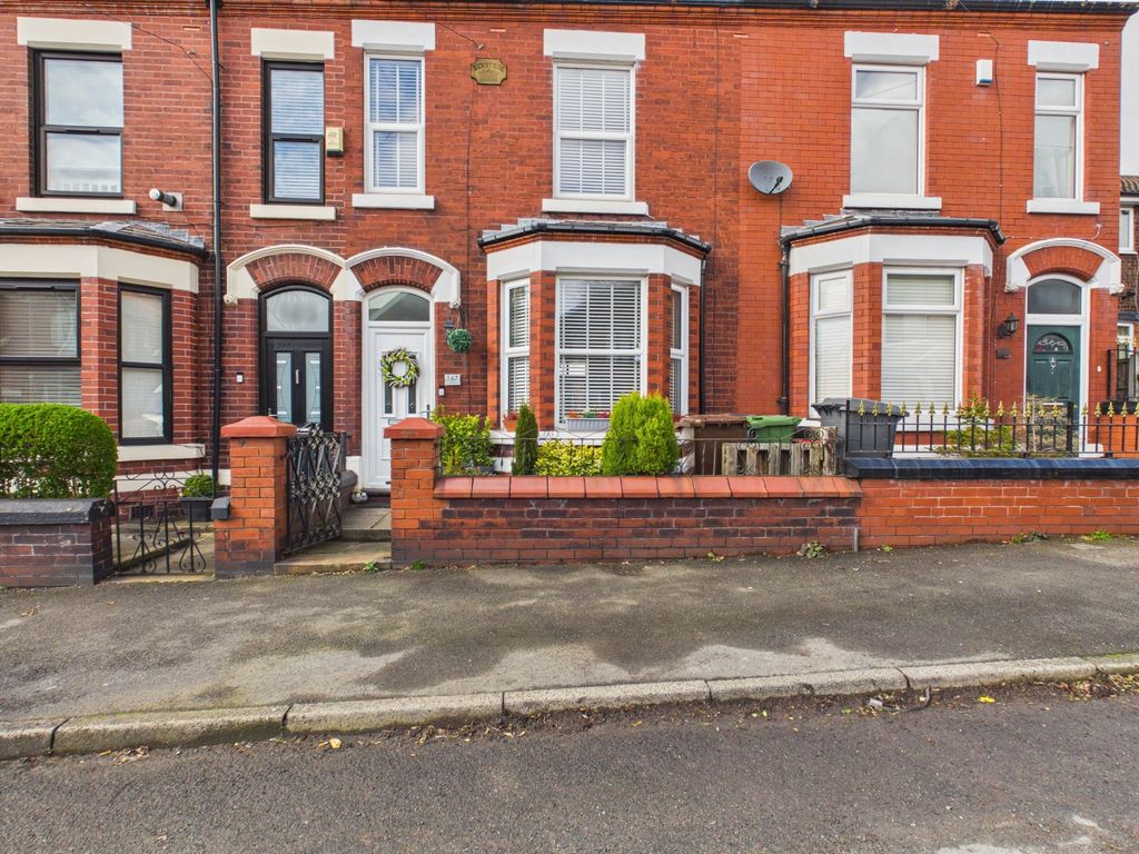 Property photo 1 of 22 Cam03729G0-Pr0284-Still032