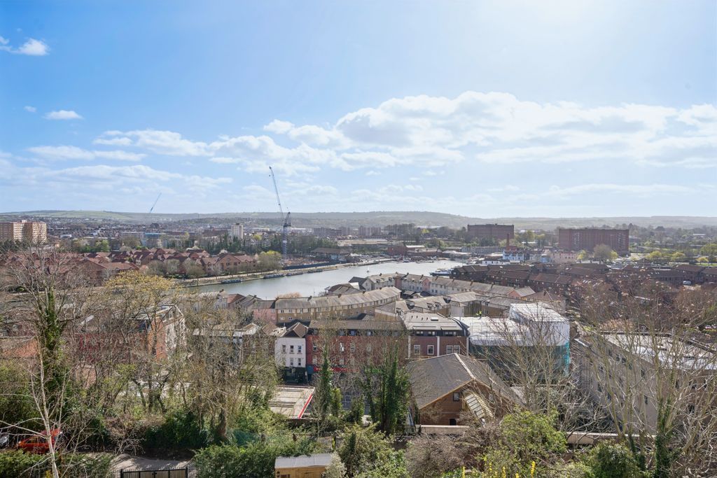 Property photo 3 of 17 View