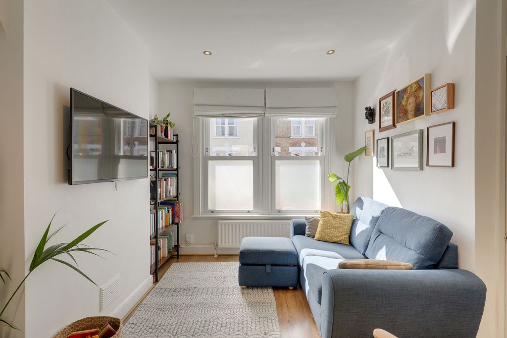 Property photo 2 of 16