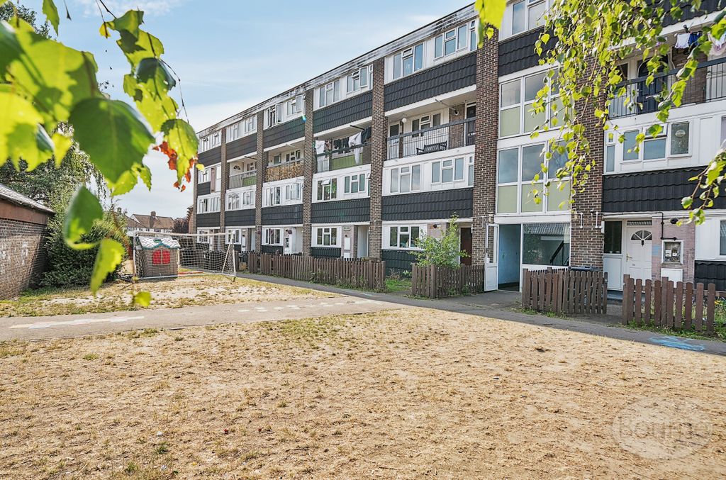 Property photo 1 of 20 d51E7685-c814-4d2...