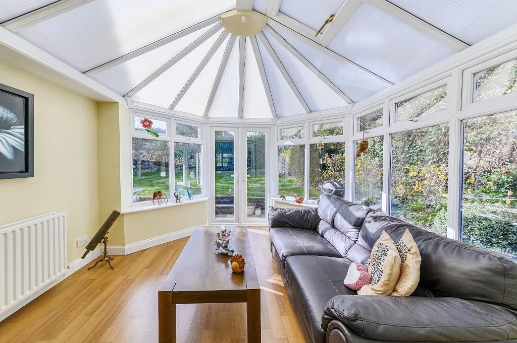 Property photo 3 of 27 Photo 3