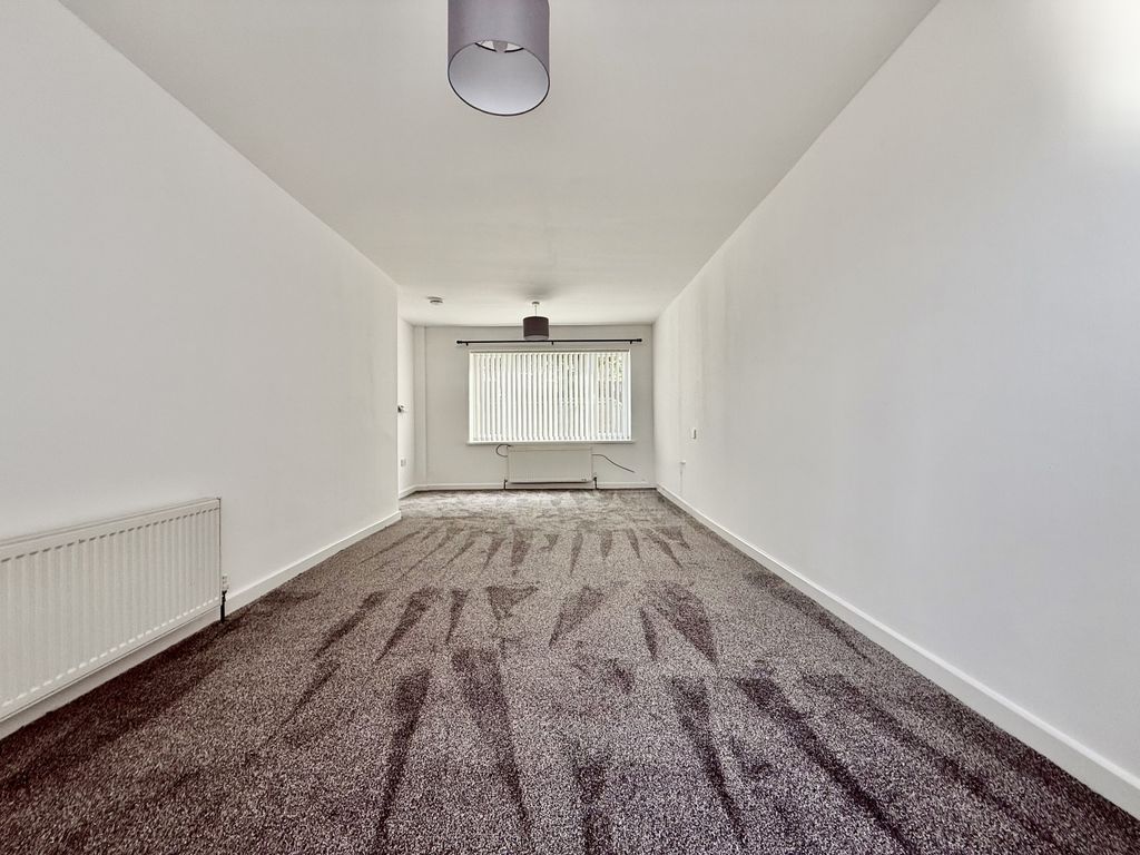 Property photo 3 of 13 Img_2290