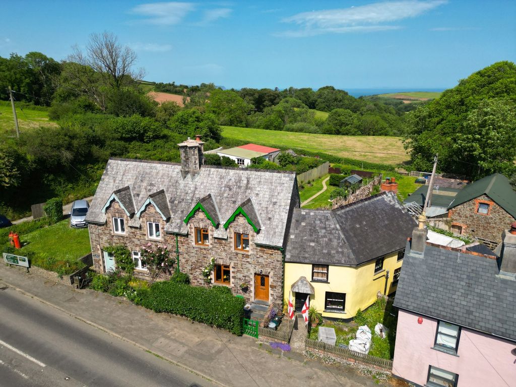 Property photo 1 of 23 2-6A171B5882269-1466013-Jpg-2