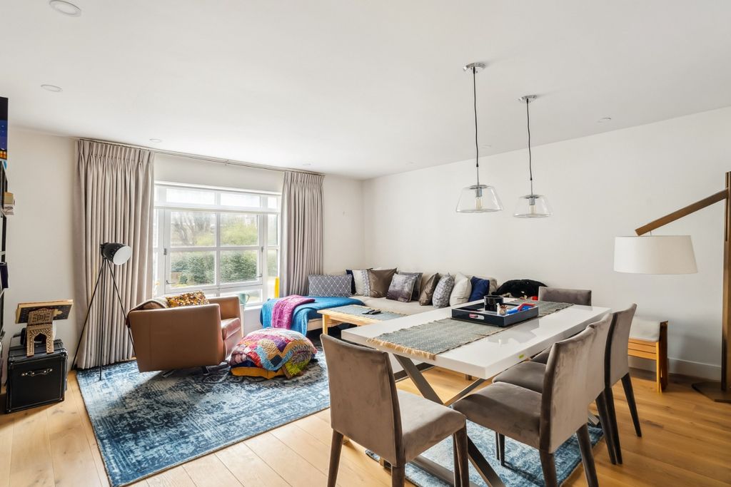 Property photo 1 of 12 4115030