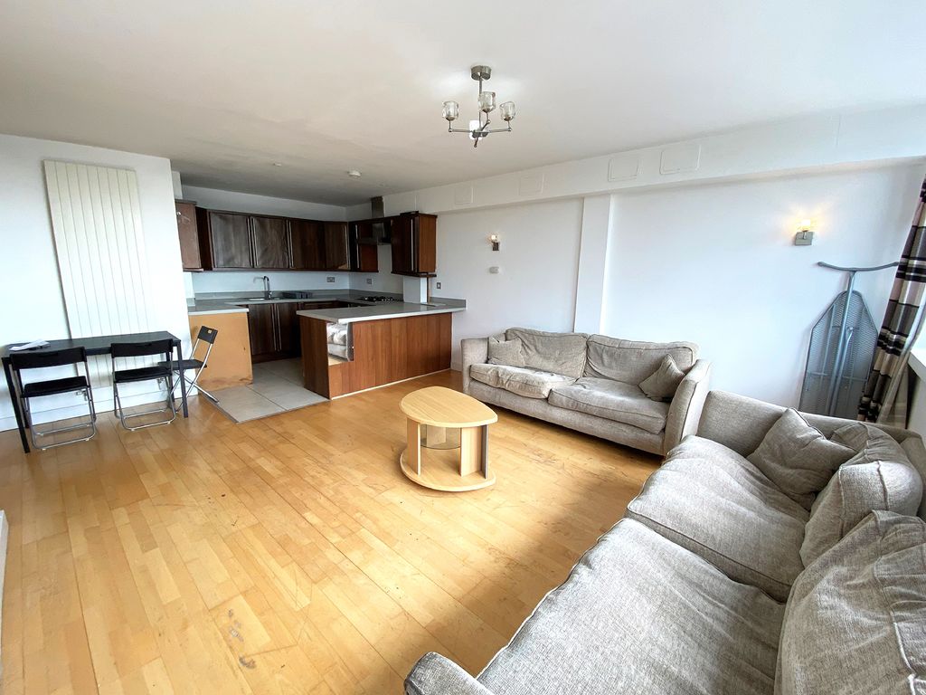 Property photo 2 of 11