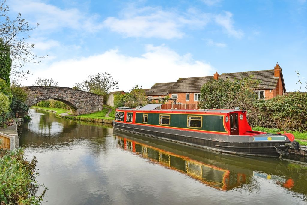 Property photo 2 of 20 Pbox-Img.Jpg