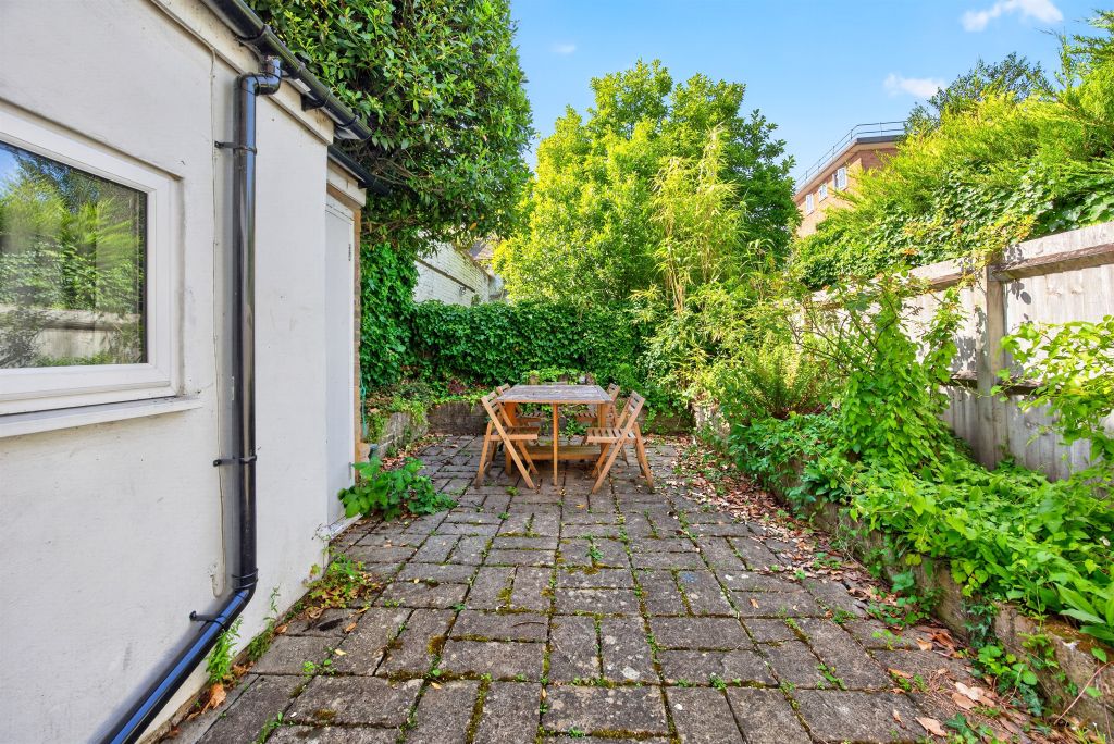Property photo 3 of 12