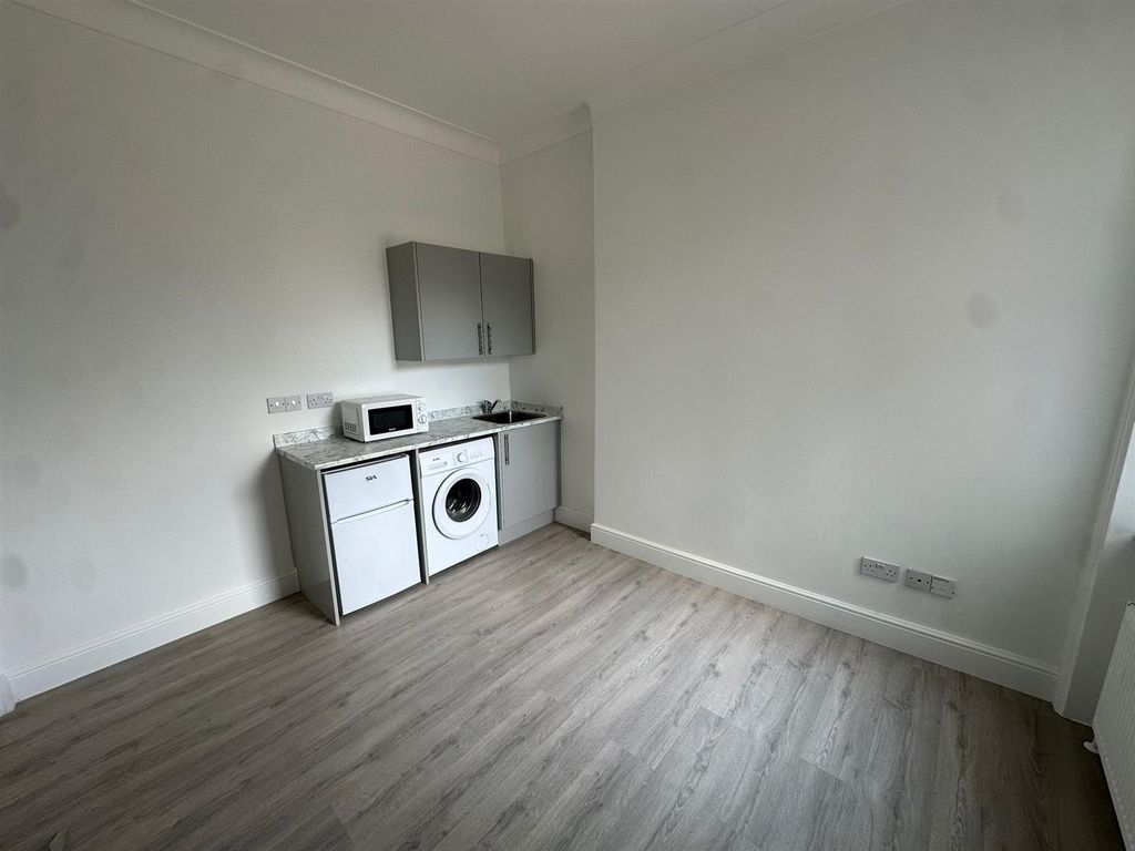 Property photo 1 of 3 Studio 2.Jpg