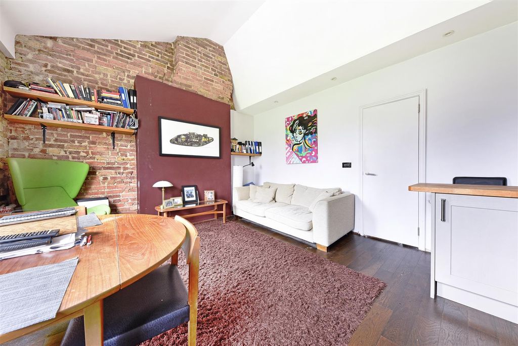 Property photo 3 of 22 _Dsc5250 (Amend).Jpg