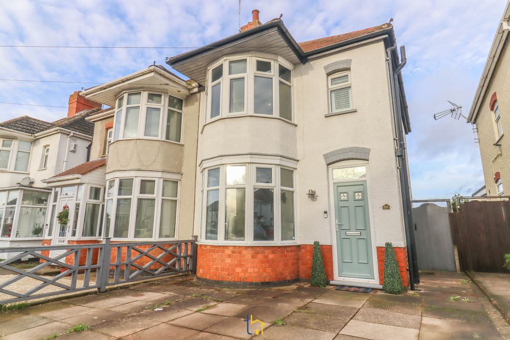 Property photo 1 of 13 Img_1769