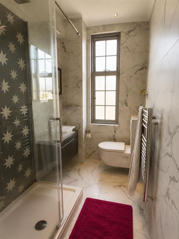 Property photo 3 of 8 Bathroom2.Png