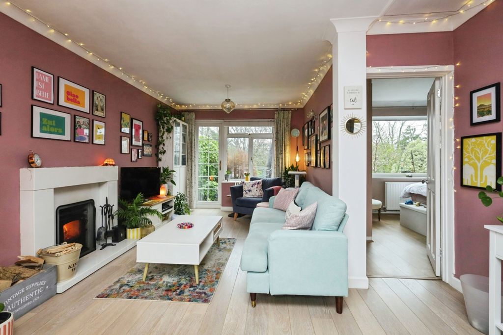 Property photo 2 of 23 Pbox-Img.Jpg